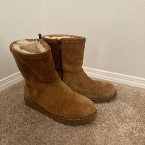 Lightly used Women’s UGGs